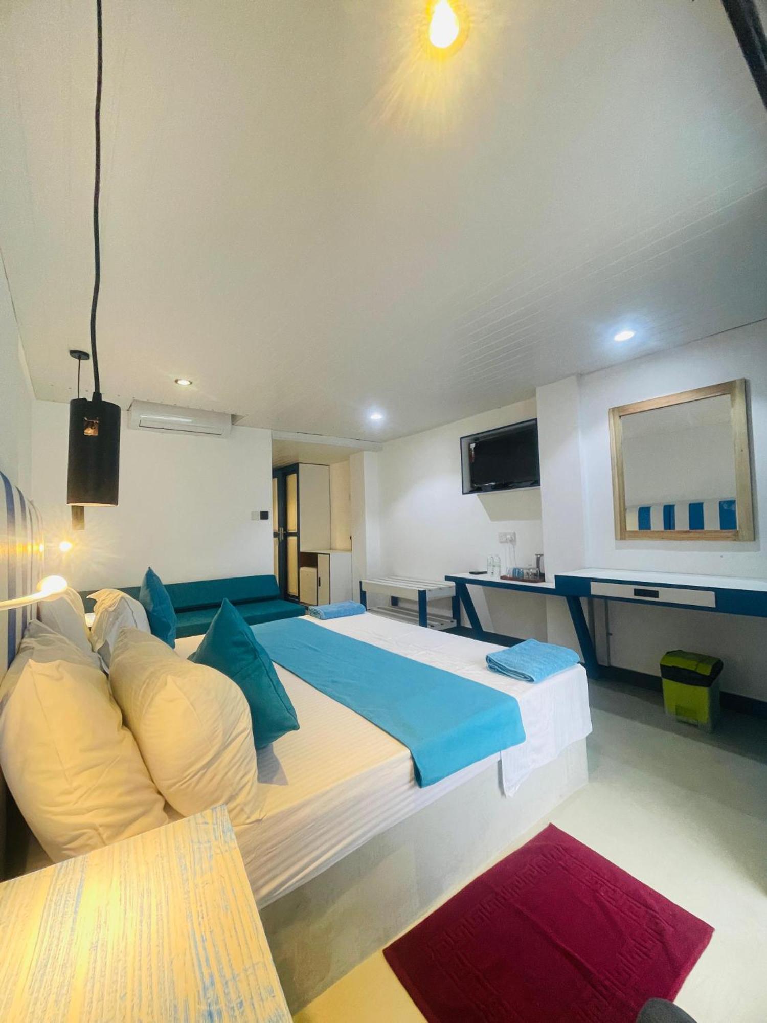 Suncoast Beach Hotel Mirissa Luaran gambar