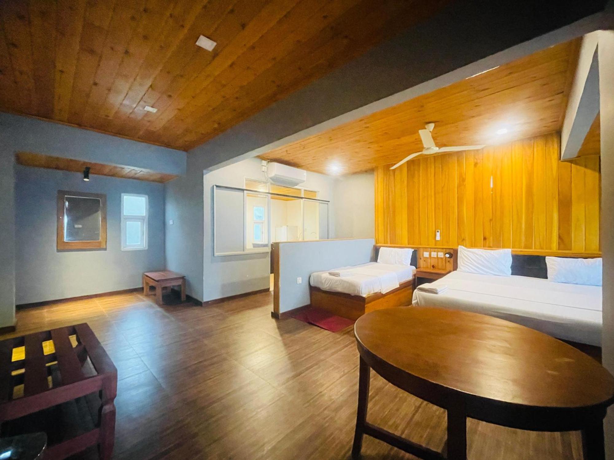 Suncoast Beach Hotel Mirissa Luaran gambar