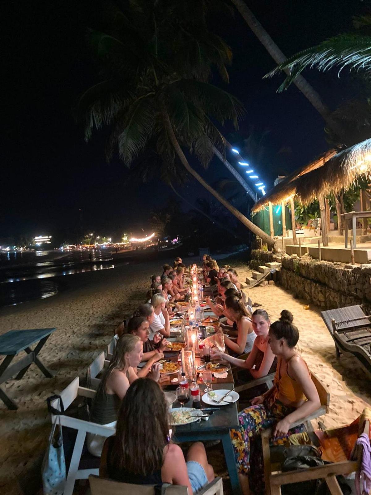 Suncoast Beach Hotel Mirissa Luaran gambar