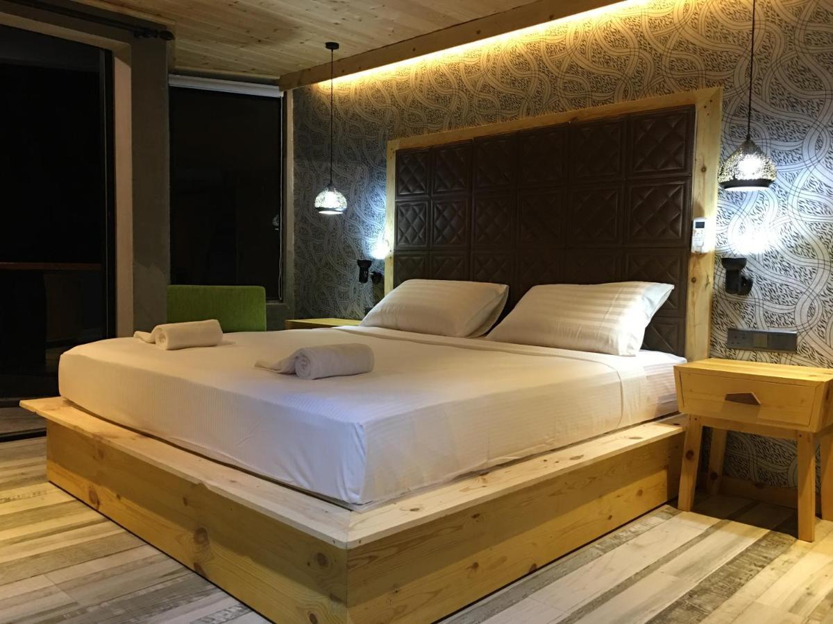 Suncoast Beach Hotel Mirissa Luaran gambar